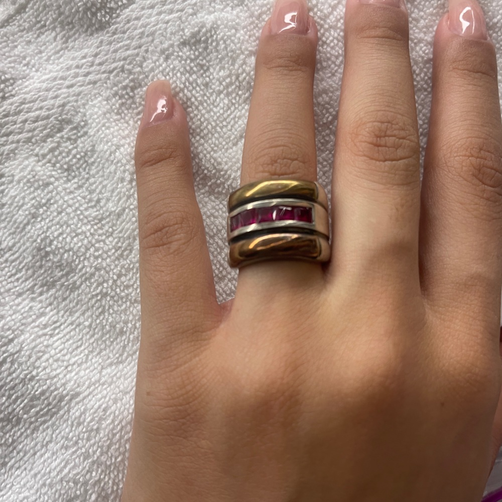 costume jewelry ring